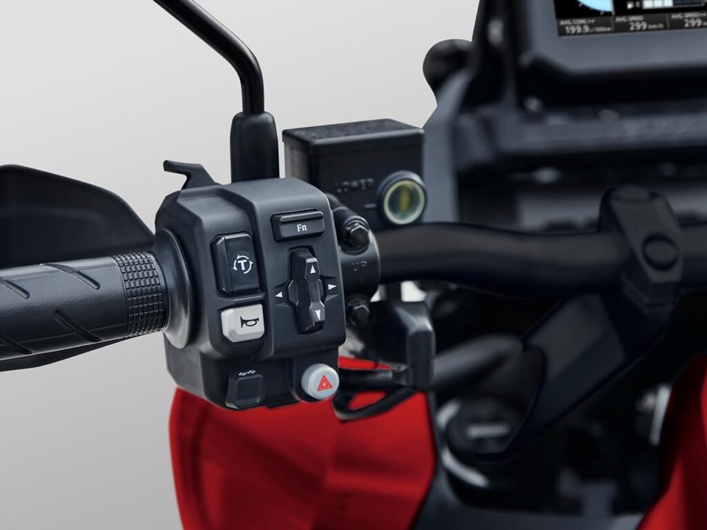 Bộ điều khiển đa chức năng