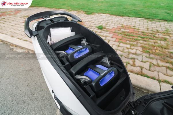 Honda CUV e: sử dụng 2 viên pin Honda Mobile Power Pack e: (MPP) có thể tháo rời và hoán đổi.